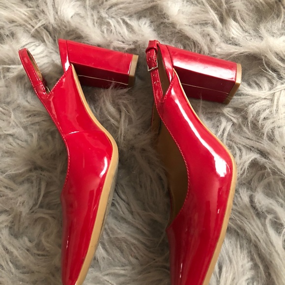 Calvin Klein Beautiful Low Heel👠 - Picture 2 of 4